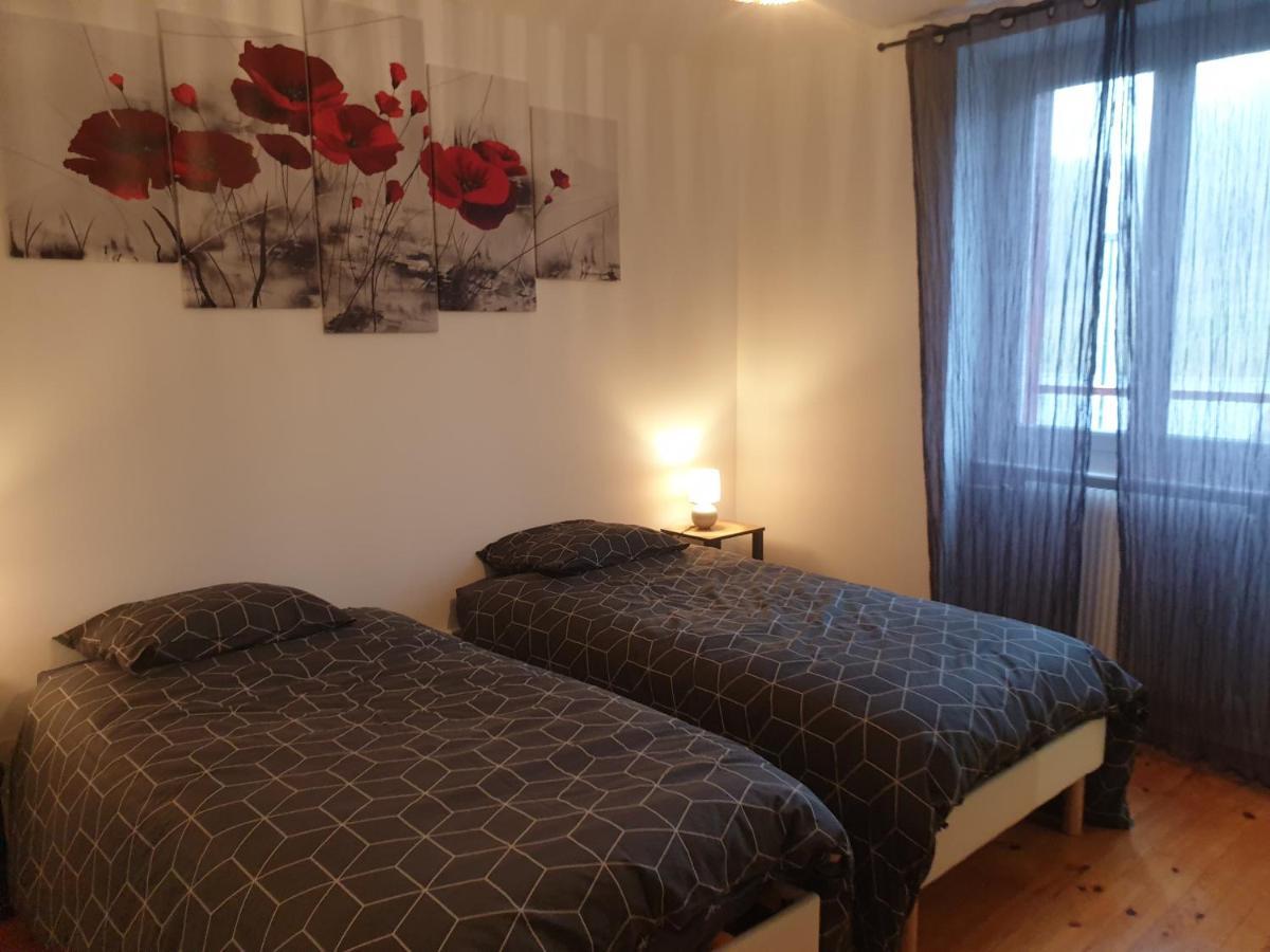 Sas Road Runner Cafe Bed & Breakfast Egliseneuve-d'Entraigues Luaran gambar