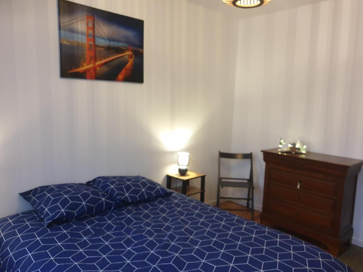 Sas Road Runner Cafe Bed & Breakfast Egliseneuve-d'Entraigues Luaran gambar